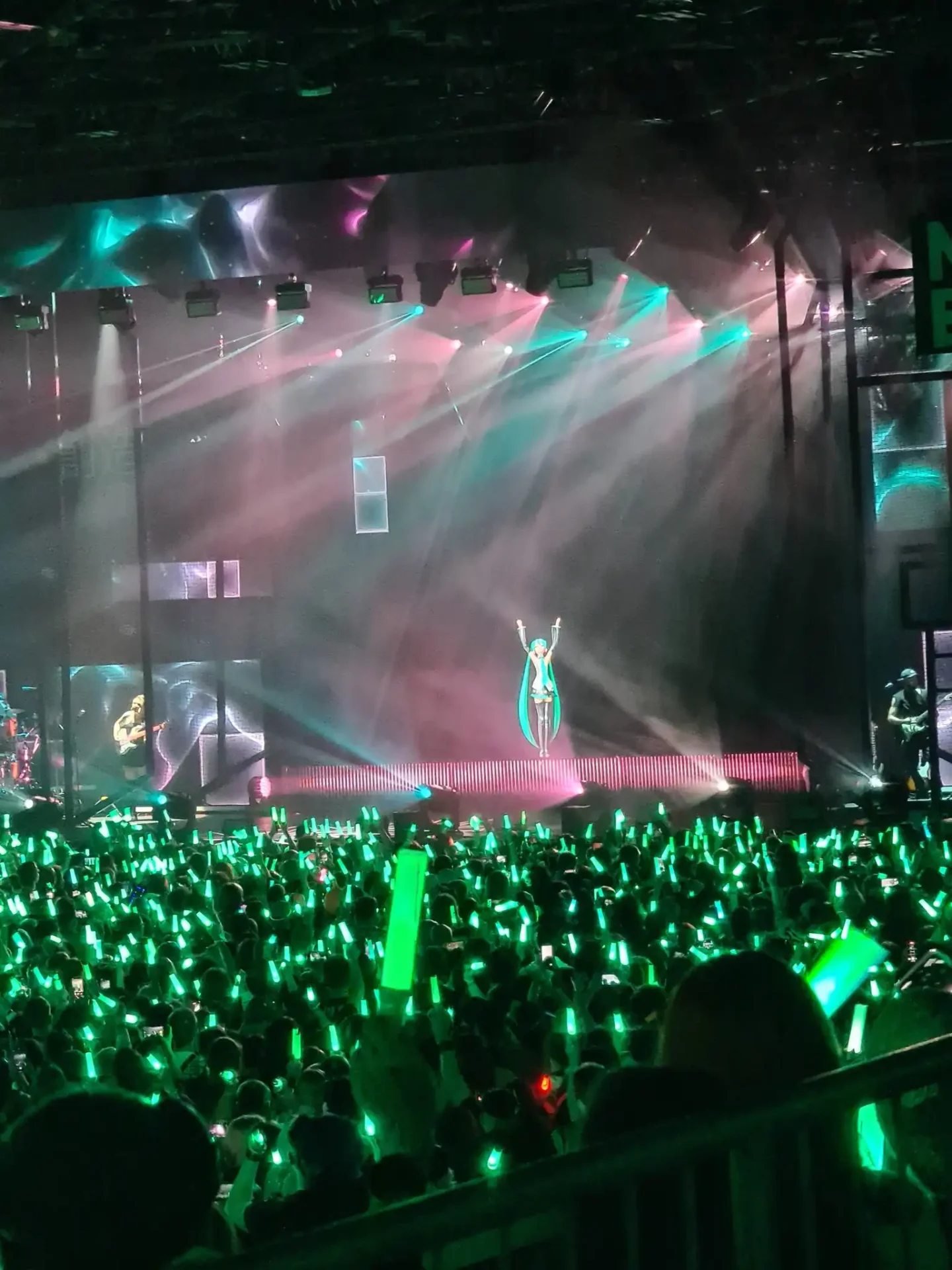 Hatsune Miku: La Idol Virtual que Cambió Internet y el Coleccionismo Anime - BunnyChase