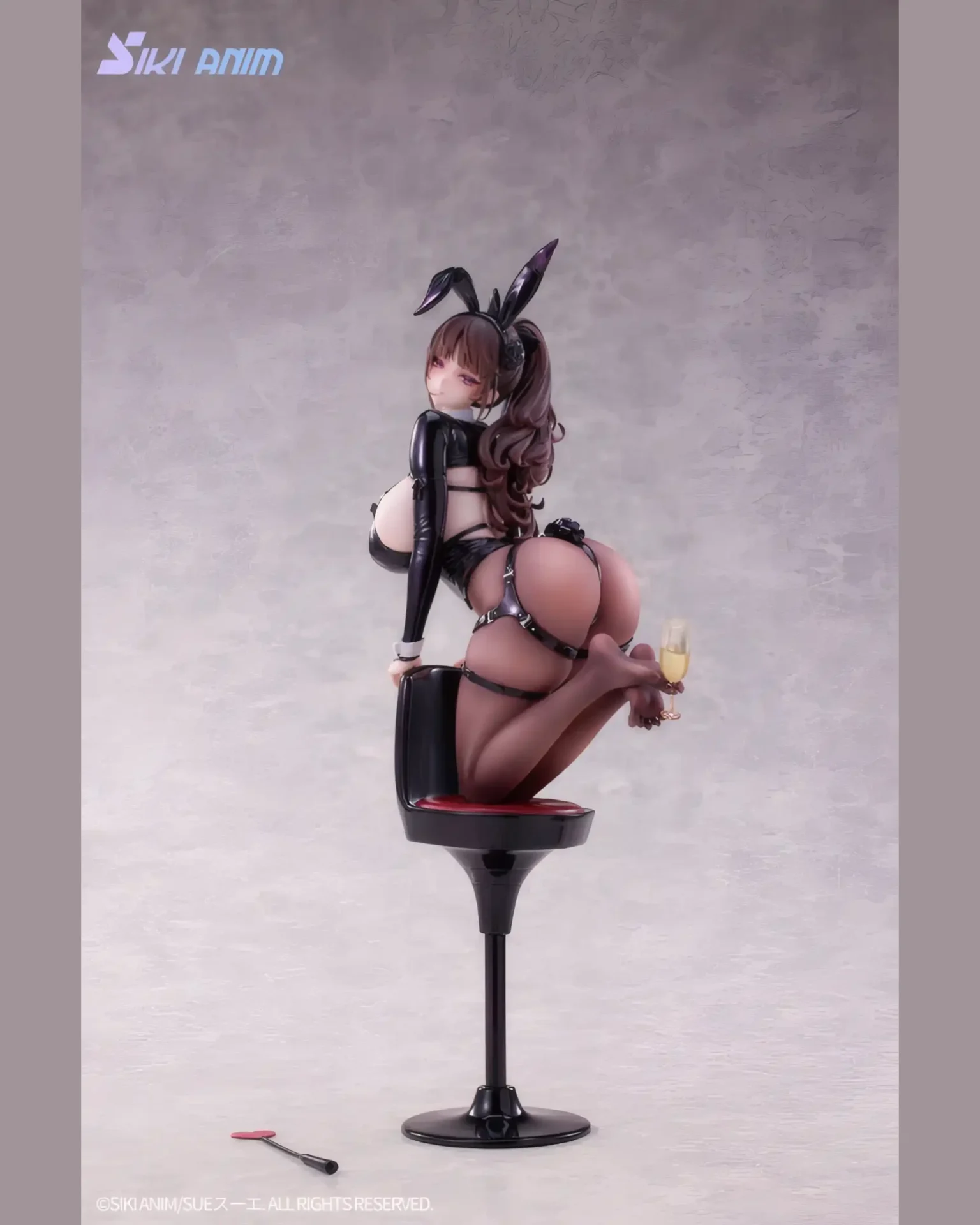 Champagne and Bunny Girl Rose: Black Stocking / White Stocking / Bare Feet ver. por Sue - BunnyChase